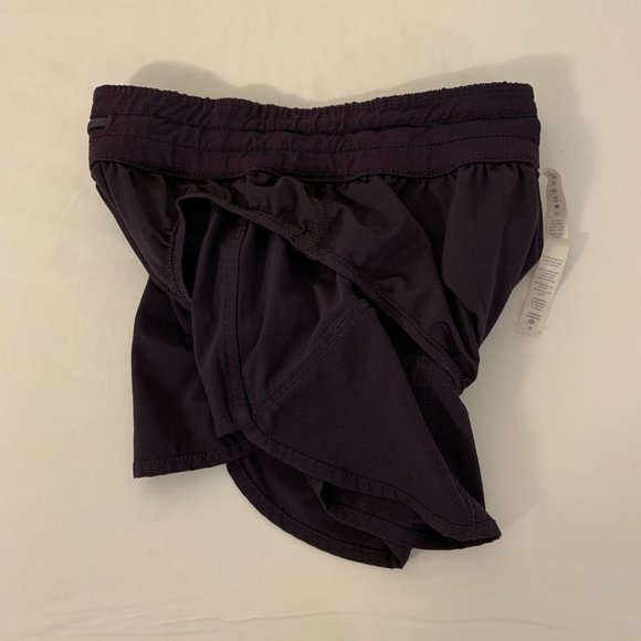 Lululemon Tracker Short V Pelt Size 6 - Picture 11 of 15